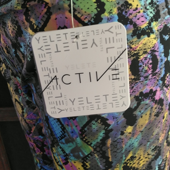 YELETE Active Snake Print Leggings (NWT) - Picture 6 of 6